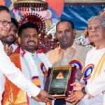 கம்பன் விழாவில் ஜனாதிபதிக்கு விருது வழங்கி கௌரவிப்பு