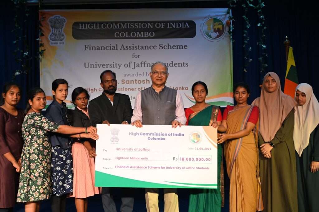யாழ் பல்கலை மாணவர்களுக்கு இந்திய அரசின் நிதியுதவி