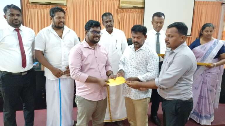 தித்துவா புயலால் பாதிக்கப்பட்ட இந்து ஆலயங்களின் புனரமைப்புக்கு நிதி