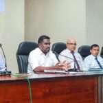 சிறு தேயிலைத் தோட்டங்களின் பிரச்சினைக்குத் தீர்வு