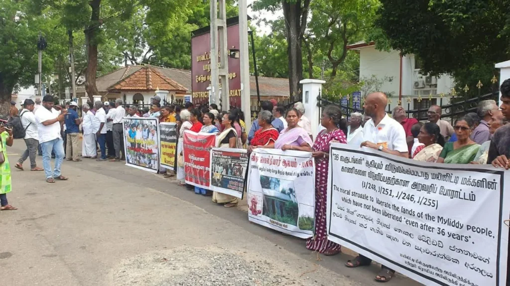 மயிலிட்டி காணியை விடுவிக்க கோரி கவனவீர்ப்புப் போராட்டம்!