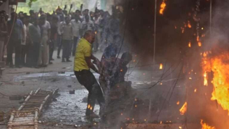 தில்லி ஹொட்டல் தீவிபத்தில் 21 பேர் உயிரிழந்து 40 பேர் காயம்!
