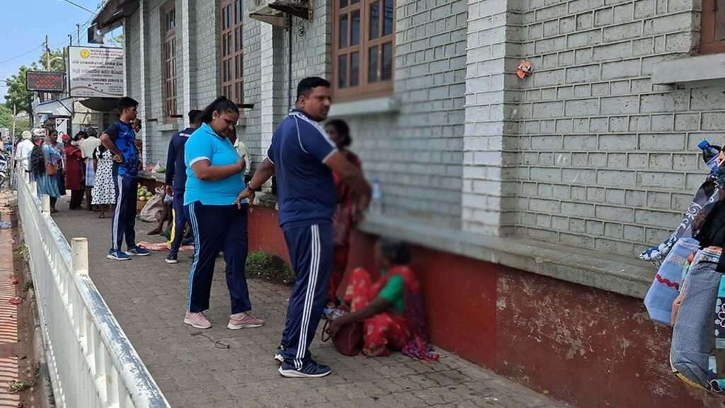 தூய்மை இல்லாமல் யாழில் இருந்த யாசகர்கள் அகற்றம்