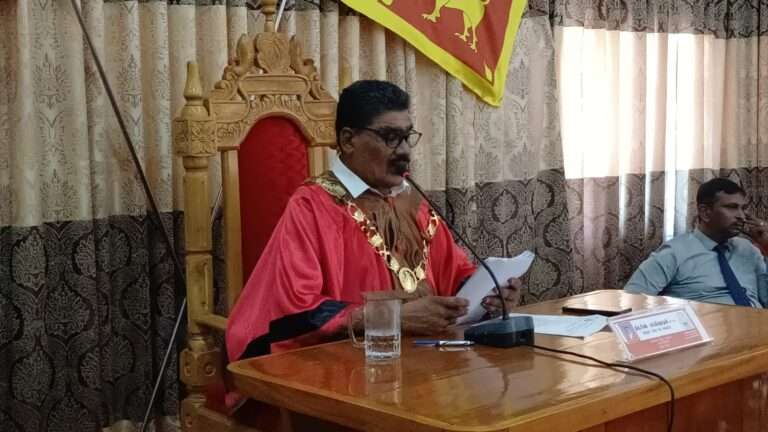 அடியார்களுக்காக கதிர்காமம் காட்டுப் பாதை திறக்க நடவடிக்கை