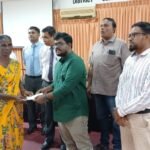 மட்டக்களப்பில் வீடுகளைப் புனரமைக்க நிதியுதவி வழங்கல்