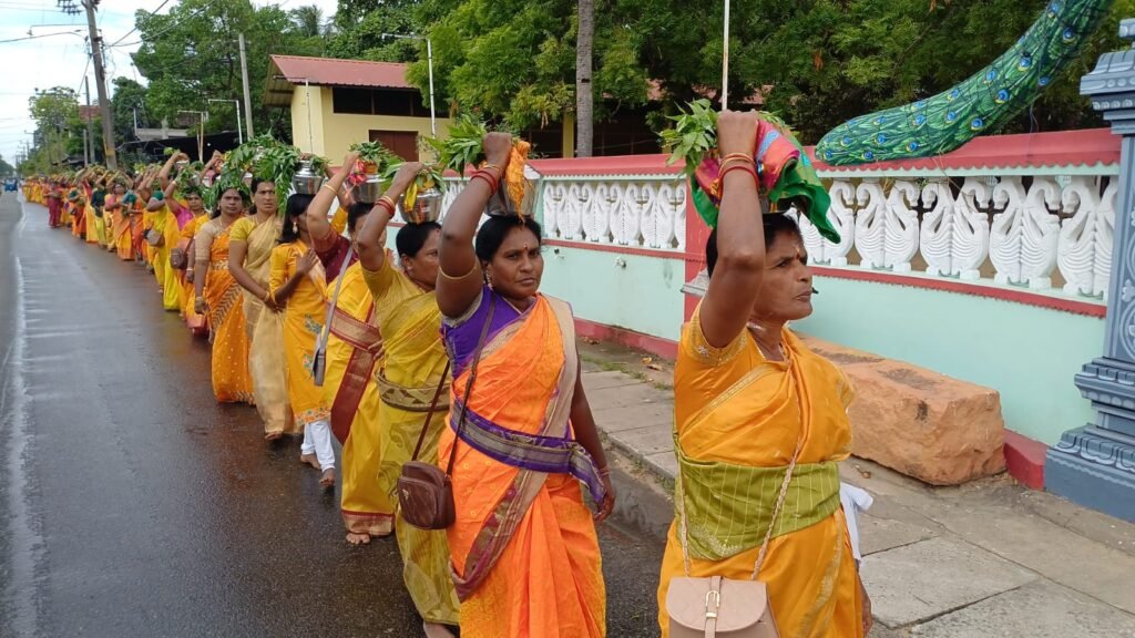 மட்டக்களப்பு திருச்செந்தூர் முருகன் ஆலய ஆடிக்கிருத்திகை