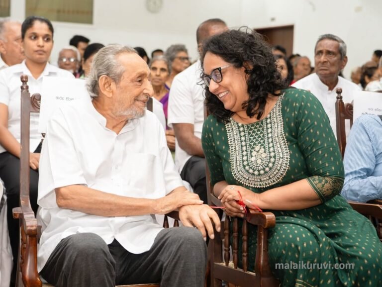 வாசுதேவ நாணாயக்காரவின் வரலாறு நூல் வெளியீடு
