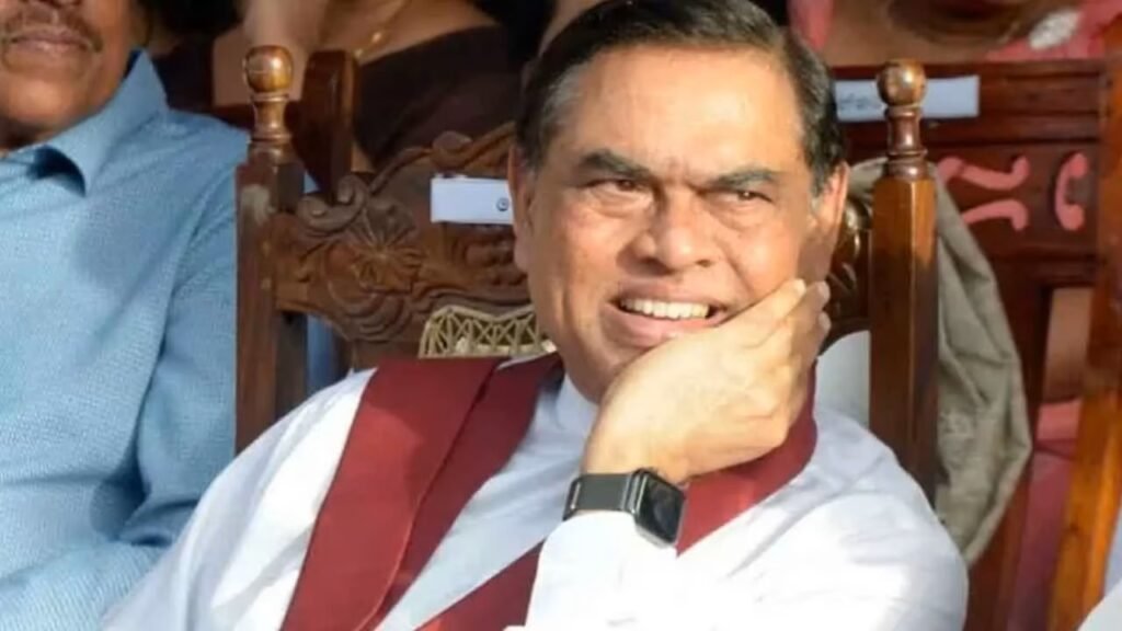 முன்னாள் அமைச்சர் பசிலுக்கு எதிராக நீல அறிவித்தல்