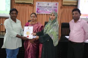 மட்டக்களப்பில் சாதனைப் பெண் தொழில் முயற்சியாளருக்கு விருது