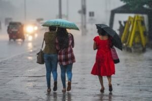 பிற்பகல் 2 மணிக்குப் பின்னர் இடியுடன் மழை!