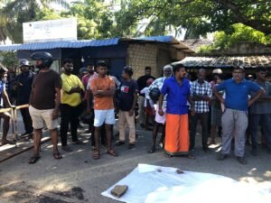 ஆசிரியர் நாளன்று ஆசிரியைக்கு எமனாக வந்த கனரக வாகனம்!