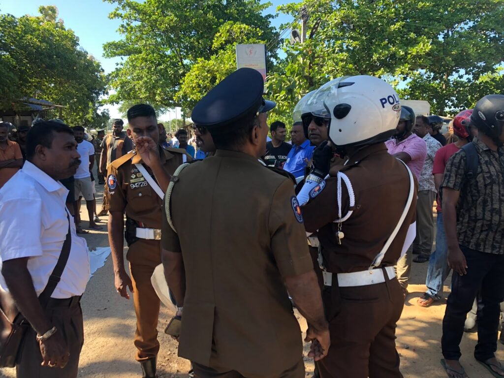 ஆசிரியர் நாளன்று ஆசிரியைக்கு எமனாக வந்த கனரக வாகனம்!