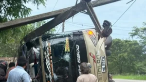 புத்தளம் - அநுராதபுரம் வீதியில் கோர விபத்து: இருவர் மரணம்!