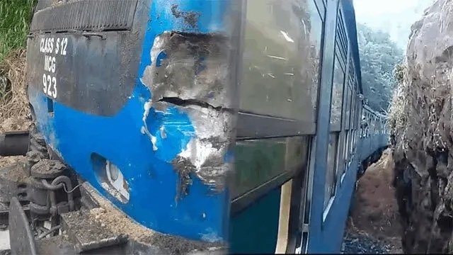 பேராதனை - கொழும்பு ரயில் கங்கொடையில் தடம்புரள்வு